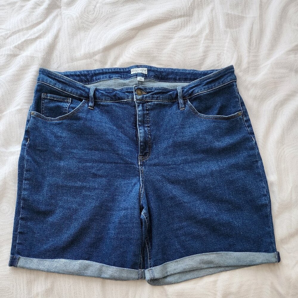 USED Ava&Viv Plus Size Cuffed Bermuda Jean Shorts - 24 Dark wash